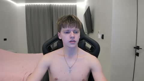 Tomas online show from April 2026 06:23:01 PM