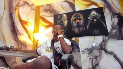 Snapshot of thomas_shelbys chatting on October 2025 03:35:01 AM Thomas online show from October 2025 03:35:01 AM