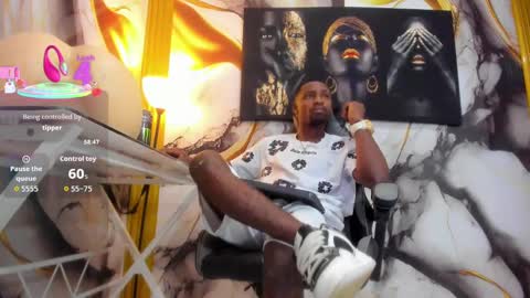 Snapshot of thomas_shelbys chatting on October 2025 03:49:01 AM Thomas online show from October 2025 03:49:01 AM