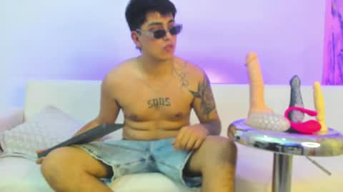 Thomas and Faon  online show from April 2026 06:30:02 AM