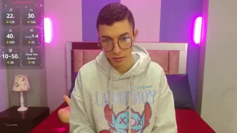 Thomas online show from December 2024 12:27:01 PM