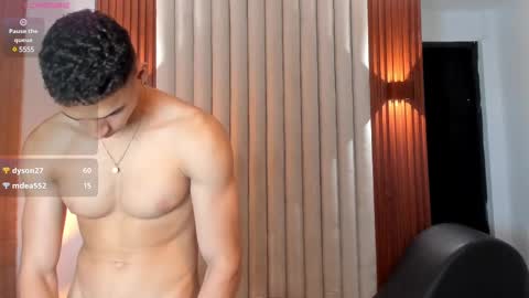 Thomas online show from March 2025 10:38:02 PM