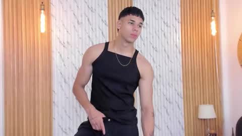 Thomas online show from September 2025 12:54:01 PM