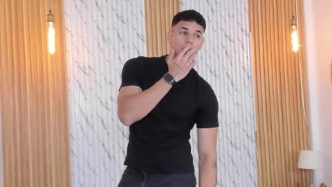 Thomas online show from October 2025 11:35:01 AM