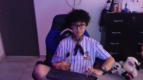 Snapshot of thomascooper_cams chatting on February 2026 07:21:02 PM VALERIA online show from February 2026 07:21:02 PM