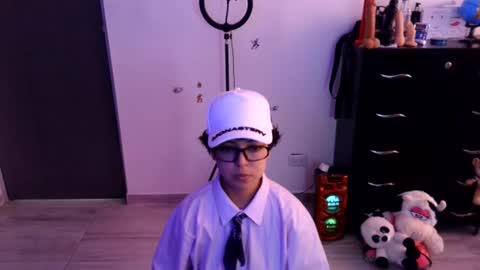 Snapshot of thomascooper_cams chatting on July 2026 09:25:01 PM VALERIA online show from July 2026 09:25:01 PM