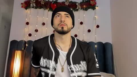 sweetfit boy online show from January 2026 05:51:02 PM