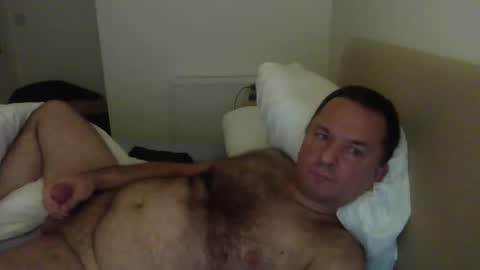 Tom online show from October 2025 11:32:02 PM