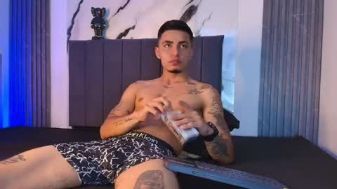 thomass_conor online show from April 2026 12:45:01 AM