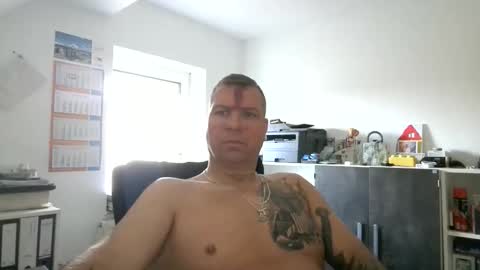 thomsen1478 online show from April 2026 10:27:01 AM