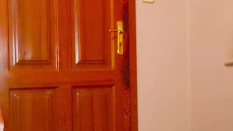 Thongsandstocking online show from December 2025 12:05:02 AM