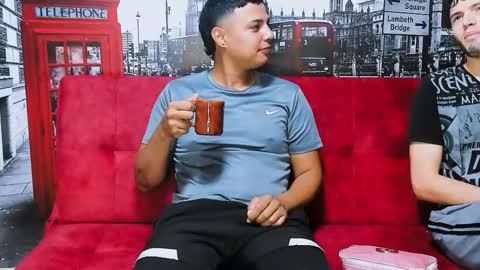 Snapshot of threesome_sexy chatting on February 2025 10:07:01 AM BRITHANY BRYAN ALEX online show from February 2025 10:07:01 AM