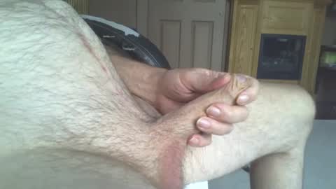Snapshot of throbbing4u2nite chatting on December 2024 03:08:02 PM throbbing4u2nite online show from December 2024 03:08:02 PM