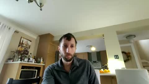 throwawayafteruse20202 online show from September 2025 04:11:01 PM