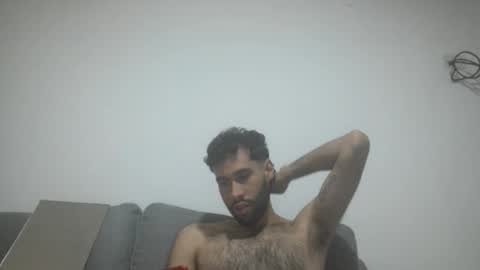 Luka online show from November 2025 06:52:02 PM