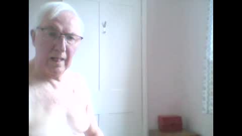 thruster99 online show from January 2025 10:07:02 AM