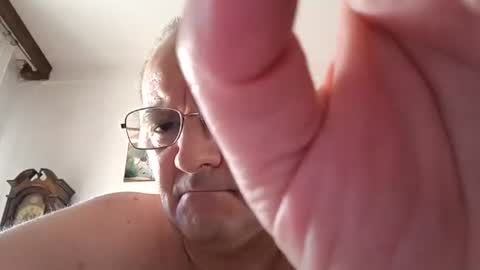 Snapshot of thunderflash73 chatting on June 2026 05:06:02 PM Little Wolf online show from June 2026 05:06:02 PM