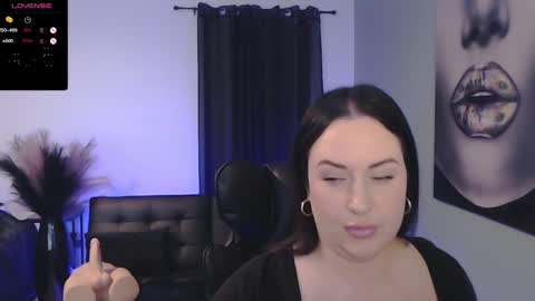 Tia Bella online show from January 2025 01:28:01 AM