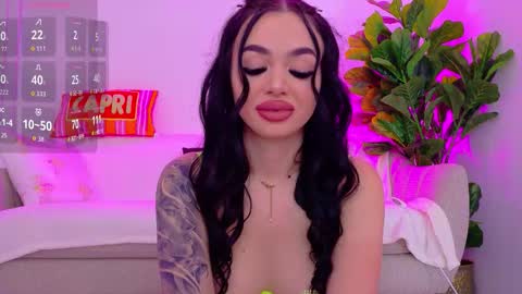 tiabelle online show from November 2025 06:28:02 PM