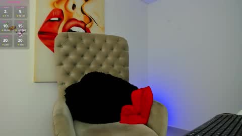 carolina online show from October 2025 12:06:01 PM