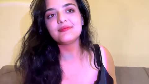 Mary online show from October 2025 07:30:01 AM