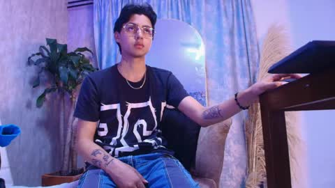 Snapshot of tian_sex chatting on June 2026 04:14:02 AM online show from June 2026 04:14:02 AM