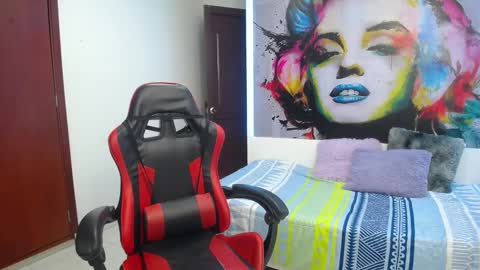 tiana_breeze online show from October 2025 03:02:02 AM