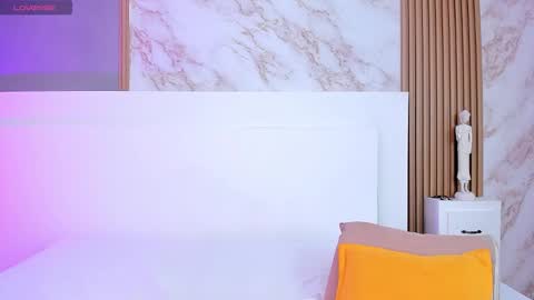 Snapshot of tianaglow4 chatting on October 2025 12:06:01 PM tianaglow4 online show from October 2025 12:06:01 PM