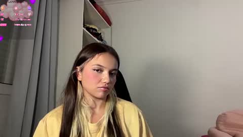 Snapshot of tianale chatting on August 2026 12:09:01 AM Tiana Le online show from August 2026 12:09:01 AM
