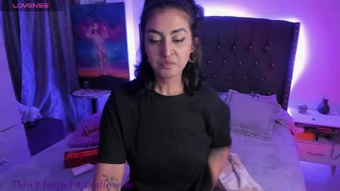 Snapshot of tianamarlie chatting on December 2024 03:22:02 AM Tiana online show from December 2024 03:22:02 AM