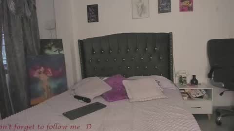 Snapshot of tianamarlie chatting on January 2025 11:11:02 PM Tiana online show from January 2025 11:11:02 PM