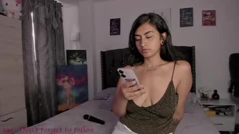 Snapshot of tianamarlie chatting on February 2025 08:46:01 PM Tiana online show from February 2025 08:46:01 PM