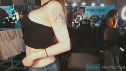 TIANNA online show from November 2025 09:24:02 PM