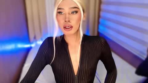 Sam online show from October 2025 08:10:01 AM