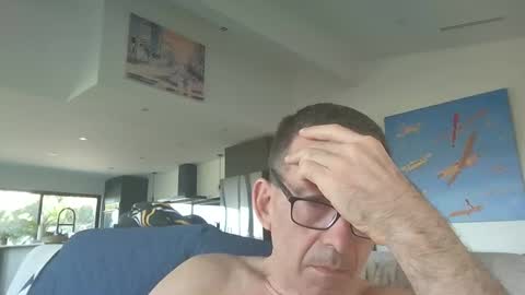 JustMe online show from February 2025 04:40:02 PM