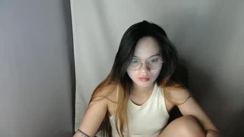 Snapshot of tifanny_foxdoll chatting on February 2025 07:49:01 PM Goddess Tifanny online show from February 2025 07:49:01 PM