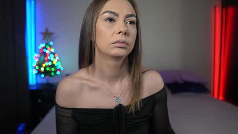 Tiffany online show from January 2025 09:25:02 PM