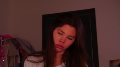 Im here on Fridays Saturdays Sundays  online show from January 2026 05:27:02 PM