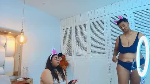 Snapshot of tiffantyandstacy chatting on October 2025 08:28:01 PM Tiffany and Stacy online show from October 2025 08:28:01 PM