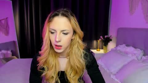 Snapshot of tiffany_king chatting on May 2026 05:46:02 AM Tiffany online show from May 2026 05:46:02 AM