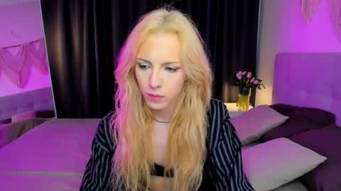 Snapshot of tiffany_king chatting on May 2026 05:56:01 AM Tiffany online show from May 2026 05:56:01 AM