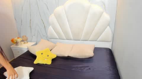 tiffany_sander online show from January 2025 03:51:01 AM