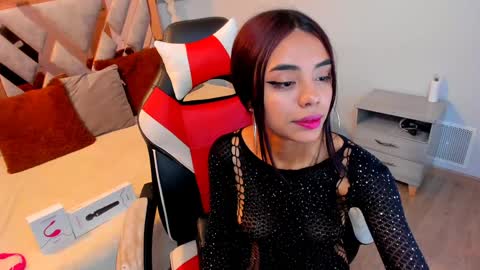 tiffany_sander online show from January 2025 06:07:01 PM