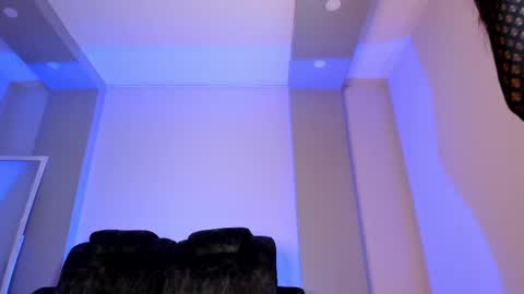 tiffany_sander online show from October 2025 03:47:01 AM