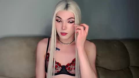 Snapshot of tiffany_smitch chatting on November 2025 03:08:02 AM Tif online show from November 2025 03:08:02 AM