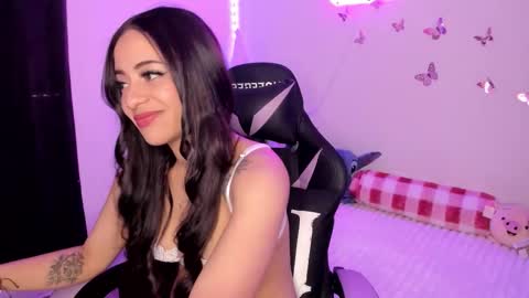 tiffany sofia online show from February 2026 09:41:01 PM