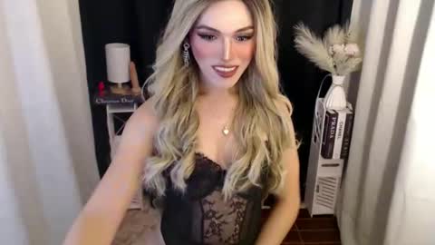 tiffany online show from December 2025 07:09:01 PM