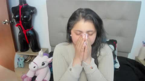 TiffanyAmazing online show from November 2025 12:38:01 PM