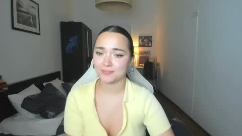 Snapshot of tiffanyflynn chatting on December 2024 05:27:02 AM Tiffany online show from December 2024 05:27:02 AM