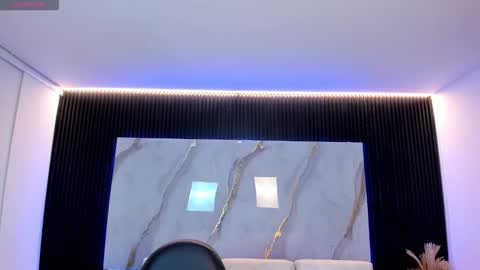 tiffanyhoustton online show from February 2026 11:26:02 AM